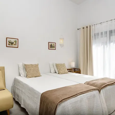 Sunrise I Carvoeiro (Lagoa)